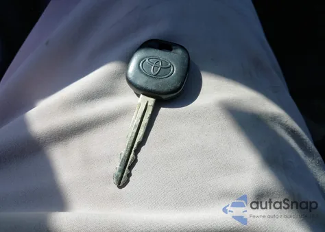 2006 Toyota Matrix из США, поврежденный, VIN 2T1KR32E56C622147